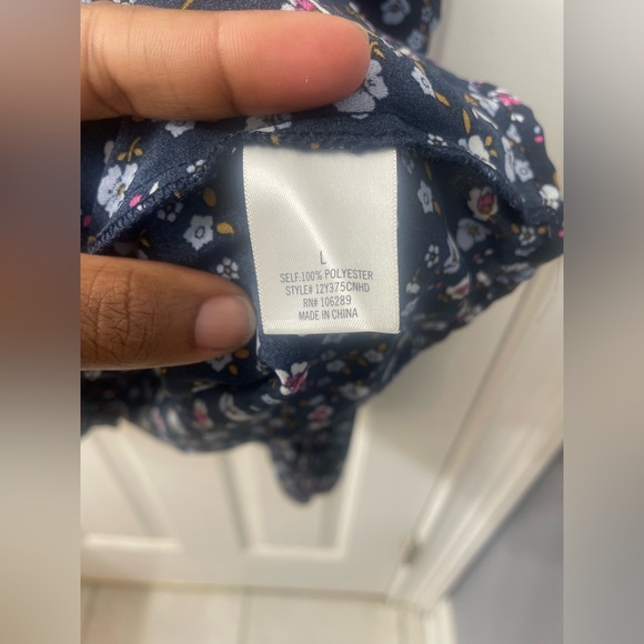 Francescas Collection Boutique Floral Cold Shoulder Blue Blouse Size Large NWT - Picture 7 of 8